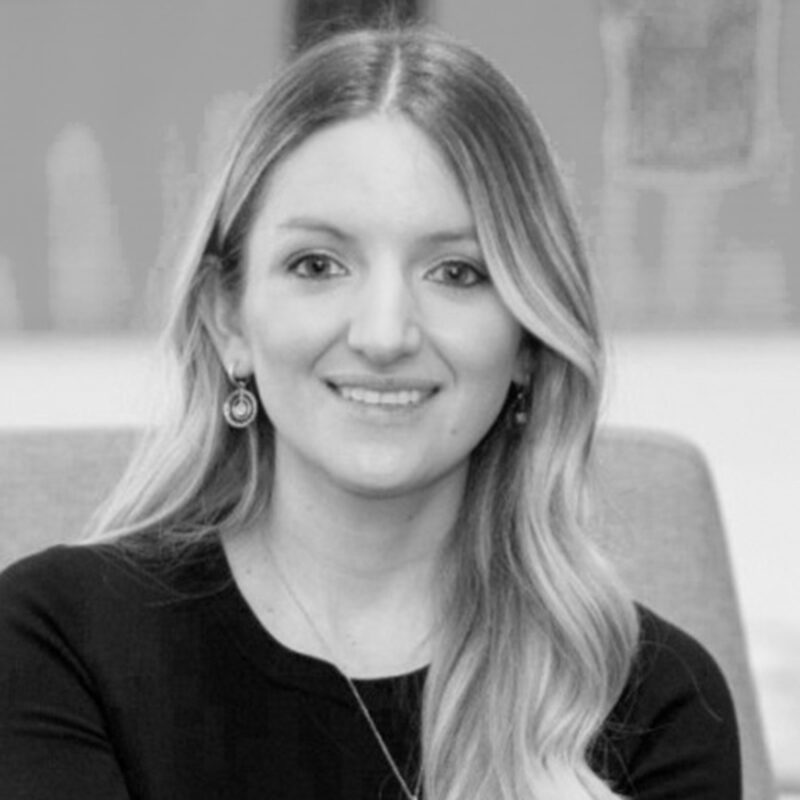 Patrícia Chacon Patrícia Chacon