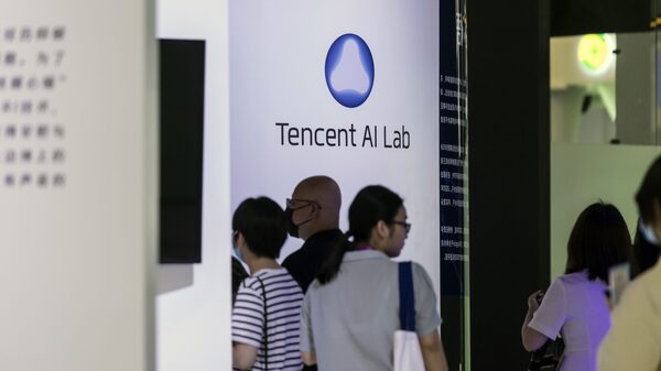 Gran parte de la “inteligencia artificial” está en personas detrás de pantallas Gran parte de la “inteligencia artificial” está en personas detrás de pantallas