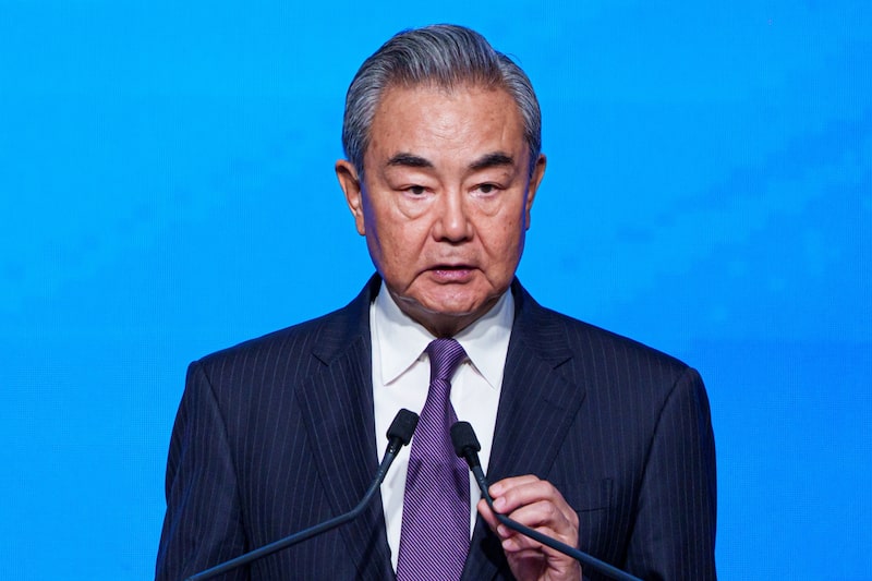 El ministro de Asuntos Exteriores chino, Wang Yi
Fotógrafo: Lam Yik/Bloomberg El ministro de Asuntos Exteriores chino, Wang Yi
Fotógrafo: Lam Yik/Bloomberg