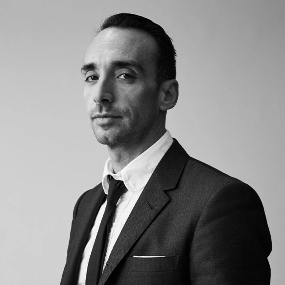 El argentino, CEO de la marca de moda Thom Browne, es uno de los 100 latinos más influyentes de Bloomberg Línea. El argentino, CEO de la marca de moda Thom Browne, es uno de los 100 latinos más influyentes de Bloomberg Línea.