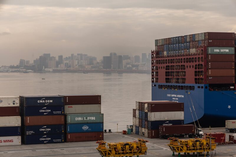 A equipe econômica ainda não finalizou uma estimativa de custo para os planos, mas o ministro da Fazenda, Fernando Haddad, afirmou que cerca de 4% das exportações brasileiras serão afetadas A equipe econômica ainda não finalizou uma estimativa de custo para os planos, mas o ministro da Fazenda, Fernando Haddad, afirmou que cerca de 4% das exportações brasileiras serão afetadas