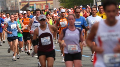 Olympikus mira elite da corrida com tênis de R$ 2.000 e projeto para formar atletas Olympikus mira elite da corrida com tênis de R$ 2.000 e projeto para formar atletas