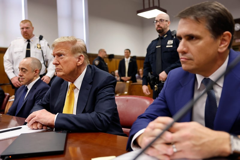 El presidente electo fue condenado por un jurado en mayo por 34 cargos de delito grave en uno de los cuatro casos penales a los que se enfrentó durante su campaña El presidente electo fue condenado por un jurado en mayo por 34 cargos de delito grave en uno de los cuatro casos penales a los que se enfrentó durante su campaña