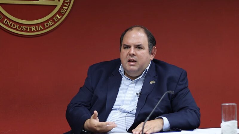 Jorge Hasbún, presidente de la Cámara de Comercio e Industria de El Salvador. Foto: Camarasal Jorge Hasbún, presidente de la Cámara de Comercio e Industria de El Salvador. Foto: Camarasal