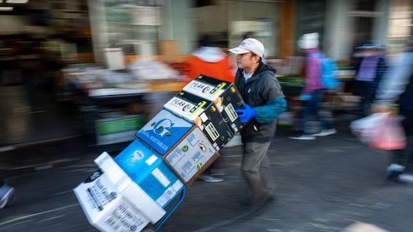 Las solicitudes de desempleo en EE.UU. bajan tras el repunte por el clima invernal Las solicitudes de desempleo en EE.UU. bajan tras el repunte por el clima invernal