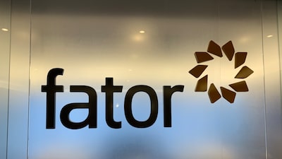 Fator zera posição em juros e vê eleição de Flávio Bolsonaro já no preço dos ativos Fator zera posição em juros e vê eleição de Flávio Bolsonaro já no preço dos ativos