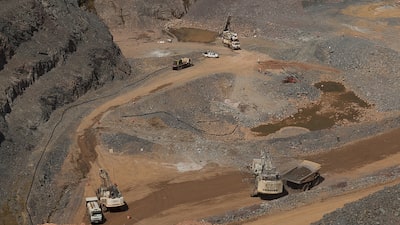 Collective Mining encuentra oro y tungsteno de alta ley a más de 900 metros de profundidad en Caldas Collective Mining encuentra oro y tungsteno de alta ley a más de 900 metros de profundidad en Caldas