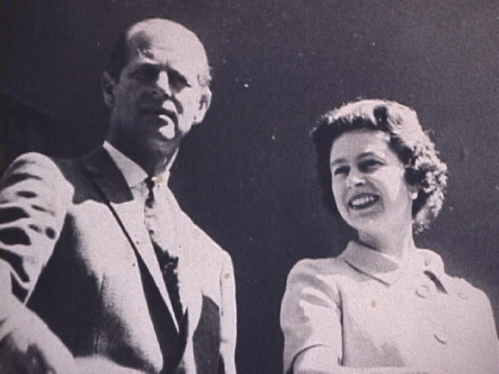 Reina Isabel II y el duque de Edimburgo en Pucón, Chile. Foto: Hotel Antumalal Reina Isabel II y el duque de Edimburgo en Pucón, Chile. Foto: Hotel Antumalal