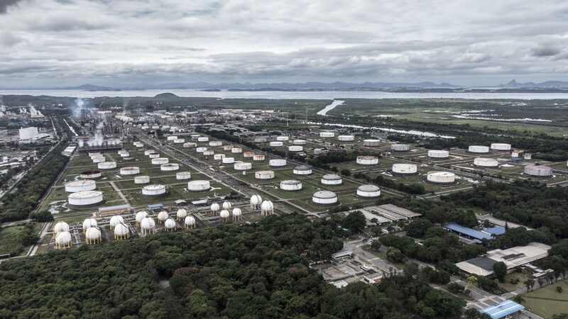 Petrobras deve recuar da venda de subsidiária de biocombustível, diz fonte Petrobras deve recuar da venda de subsidiária de biocombustível, diz fonte