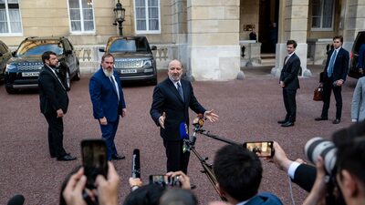 EUA e China chegaram a entendimento preliminar em negociações, diz Howard Lutnick EUA e China chegaram a entendimento preliminar em negociações, diz Howard Lutnick