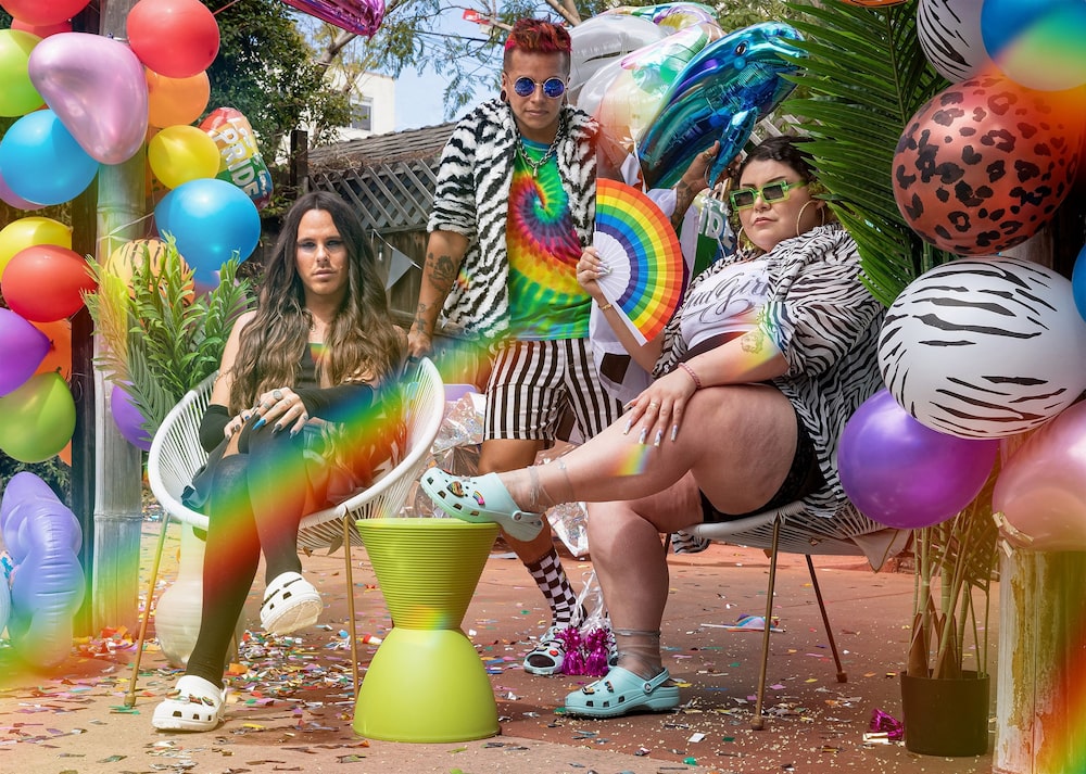 La marca Crocs lanzó una campaña especial en junio por el mes del orgullo LGBTI+. La marca Crocs lanzó una campaña especial en junio por el mes del orgullo LGBTI+.