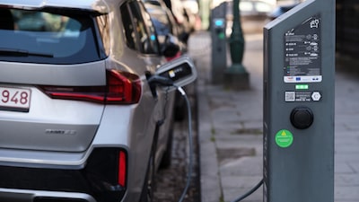 Adeus, gasolina: alta de combustíveis provoca salto nas vendas de elétricos na Europa Adeus, gasolina: alta de combustíveis provoca salto nas vendas de elétricos na Europa