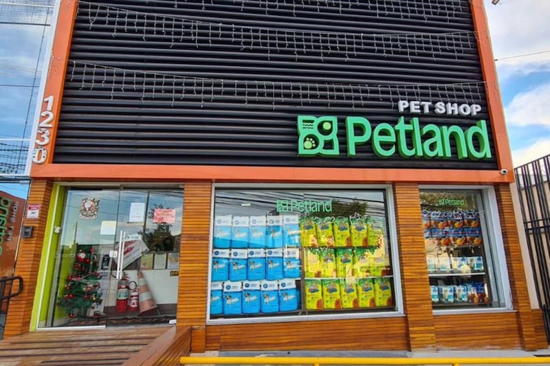 Fachada da Petland Fachada da Petland