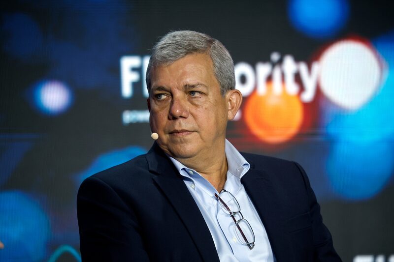 La demanda china de acero "se ha estancado definitivamente" debido a los problemas inmobiliarios. La demanda china de acero "se ha estancado definitivamente" debido a los problemas inmobiliarios.