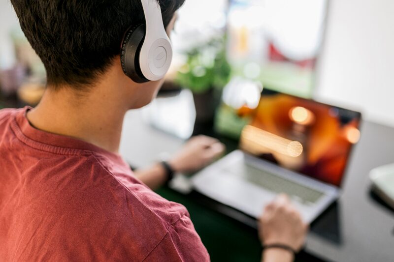 Los esfuerzos hecho por YouTube le ayudraon a superar a Spotify en la cantidad de personas que ven podcasts. Los esfuerzos hecho por YouTube le ayudraon a superar a Spotify en la cantidad de personas que ven podcasts.