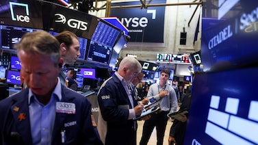 Las Siete Magníficas pierden brillo en Wall Street mientras inversores apuestan por chips de IA Las Siete Magníficas pierden brillo en Wall Street mientras inversores apuestan por chips de IA