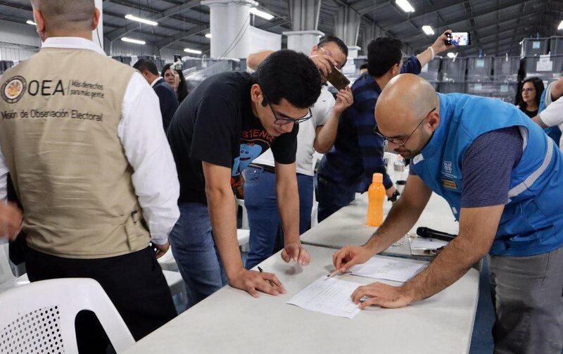 El jueves 6 de julio finalizó la audiencia de cotejo de actas del Distrito Central. El jueves 6 de julio finalizó la audiencia de cotejo de actas del Distrito Central.