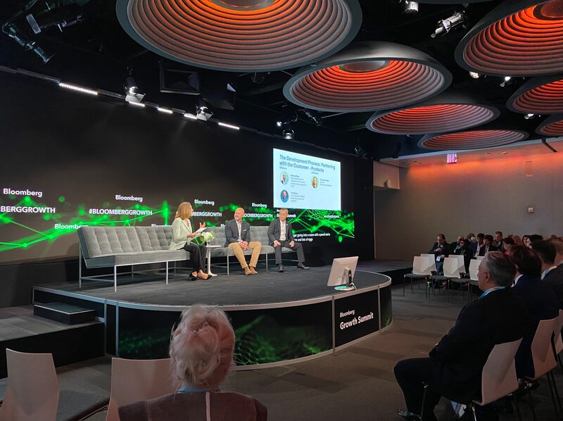 Bloomberg Growth Summit, en la sede de Bloomberg en NY Bloomberg Growth Summit, en la sede de Bloomberg en NY