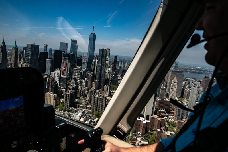 El horizonte de Manhattan visto desde un helicóptero de Blade Urban Air Mobility Inc. sobre Nueva York, Estados Unidos, el martes 7 de mayo de 2019. El horizonte de Manhattan visto desde un helicóptero de Blade Urban Air Mobility Inc. sobre Nueva York, Estados Unidos, el martes 7 de mayo de 2019.