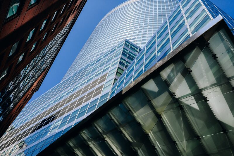 Sede de Goldman Sachs Group Inc. en Nueva York, el lunes 14 de junio de 2021. El martes, el gobernador Andrew Cuomo levantó los mandatos por la pandemia con efecto inmediato, diciendo que el 70% de la población adulta ya ha recibido al menos una dosis de la vacuna contra el coronavirus. Sede de Goldman Sachs Group Inc. en Nueva York, el lunes 14 de junio de 2021. El martes, el gobernador Andrew Cuomo levantó los mandatos por la pandemia con efecto inmediato, diciendo que el 70% de la población adulta ya ha recibido al menos una dosis de la vacuna contra el coronavirus.