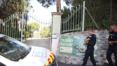 Millonario robo en la Riviera francesa: ladrones se llevan dos cuadros del museo de Renoir Millonario robo en la Riviera francesa: ladrones se llevan dos cuadros del museo de Renoir