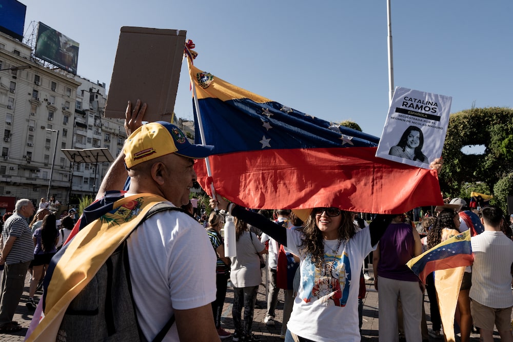 Trump Snatches Maduro But Leaves His Regime In Charge For Now Trump Snatches Maduro But Leaves His Regime In Charge For Now