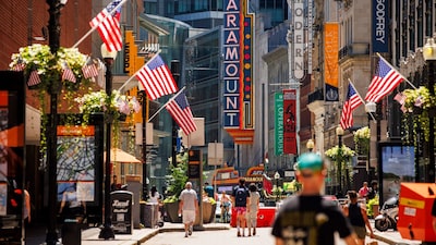 PIB dos EUA cresce 2,8% no segundo trimestre e revela economia aquecida PIB dos EUA cresce 2,8% no segundo trimestre e revela economia aquecida