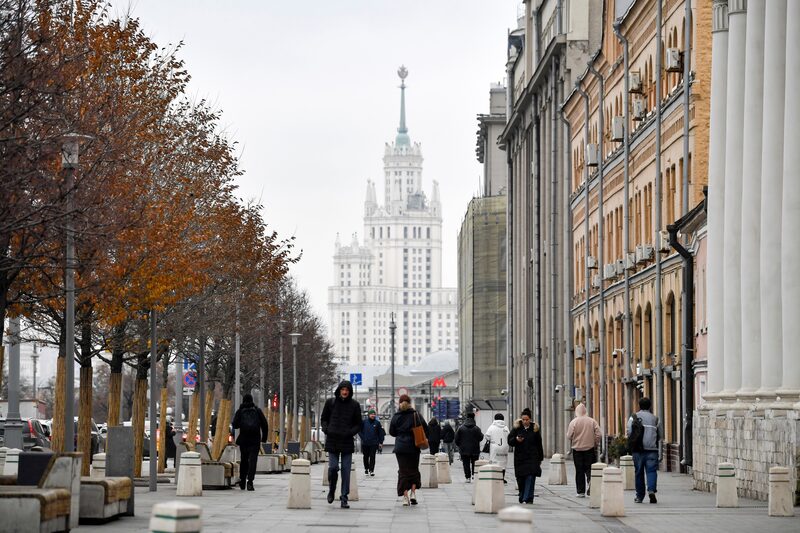O banco central da Rússia aumentou as taxas para um recorde de 21% em outubro do ano passado para esfriar a inflação e desacelerar uma economia superaquecida O banco central da Rússia aumentou as taxas para um recorde de 21% em outubro do ano passado para esfriar a inflação e desacelerar uma economia superaquecida