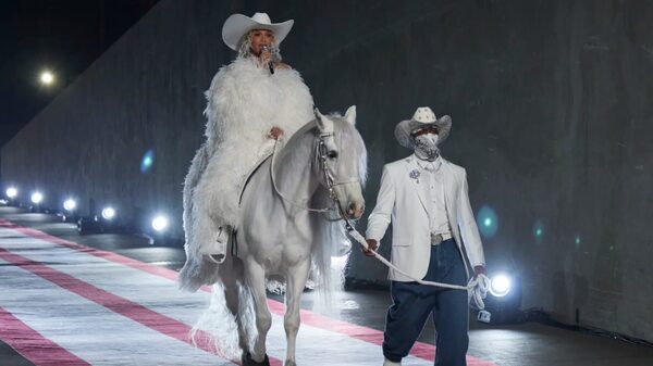 Com Beyoncé, Netflix atrai 24 milhões de espectadores em jogos de Natal da NFL Com Beyoncé, Netflix atrai 24 milhões de espectadores em jogos de Natal da NFL