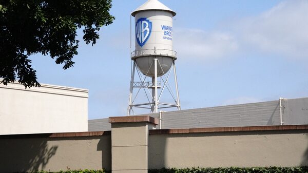 AT&T evalúa sus opciones ante multa de Cofece en México AT&T evalúa sus opciones ante multa de Cofece en México