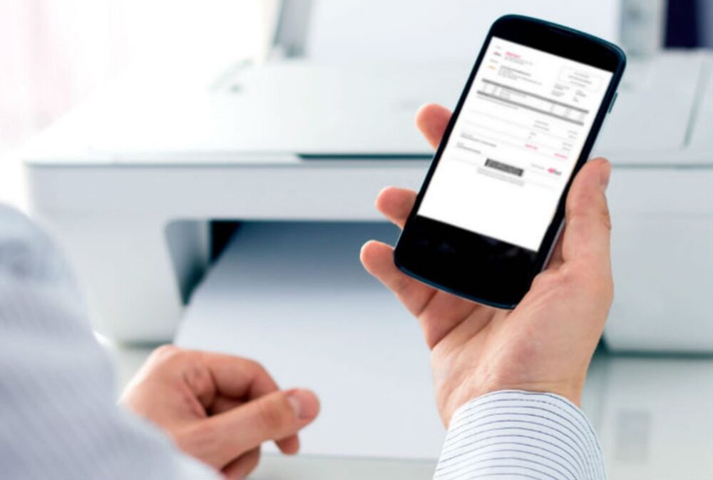 la SBS busca eliminar las pocas barreras que hay hacia la existencia de entidades totalmente digitales. la SBS busca eliminar las pocas barreras que hay hacia la existencia de entidades totalmente digitales.