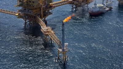 Mezcla mexicana de petróleo supera US$100 por barril ante incertidumbre por la guerra en Medio Oriente Mezcla mexicana de petróleo supera US$100 por barril ante incertidumbre por la guerra en Medio Oriente