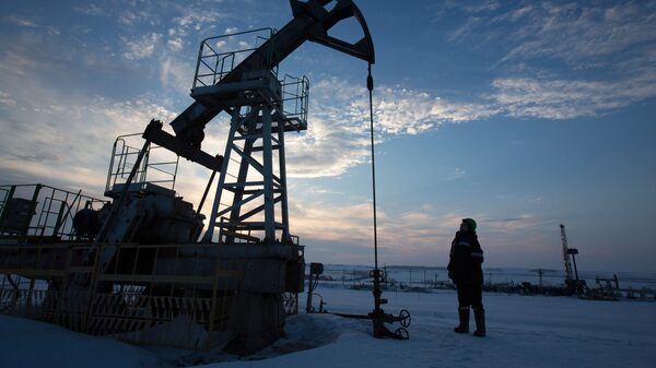 Russia’s Oil Trade Is Starting to Choke Up as Logistics Gets Complicated for Ships Russia’s Oil Trade Is Starting to Choke Up as Logistics Gets Complicated for Ships