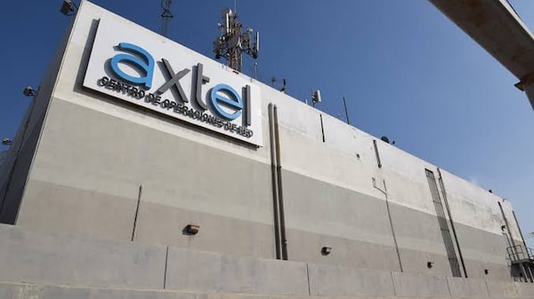 Tomás Milmo, cofundador de Axtel, prepara oferta para adquirir hasta 100% de la empresa mexicana Tomás Milmo, cofundador de Axtel, prepara oferta para adquirir hasta 100% de la empresa mexicana