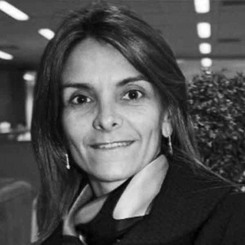 Luciane Ribeiro Luciane Ribeiro