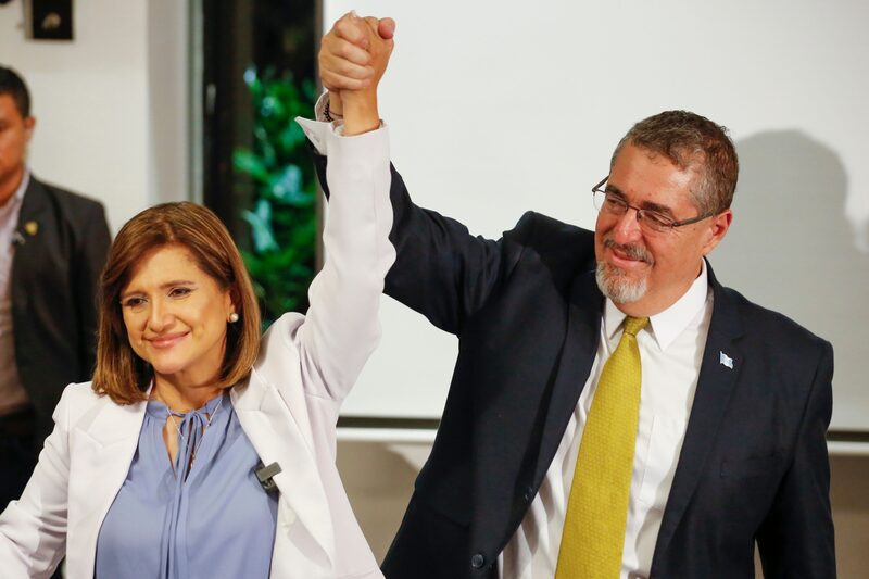 Bernardo Arévalo y Karin Herrera, presidente y vicepresidenta electos de Guatemala. Bernardo Arévalo y Karin Herrera, presidente y vicepresidenta electos de Guatemala.