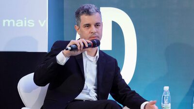 Risco de medidas populistas sobe às vésperas de eleição, avalia estrategista Risco de medidas populistas sobe às vésperas de eleição, avalia estrategista