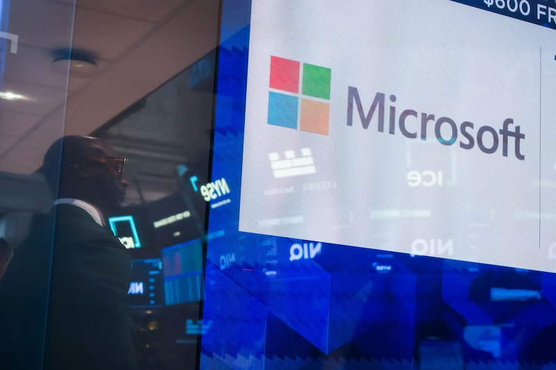 NIQ Global Intelligence Debuts US Initial Public Offering At NYSE NIQ Global Intelligence Debuts US Initial Public Offering At NYSE