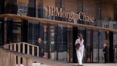 Así invierte JPMorgan en América Latina: las acciones que prefiere y evita, país por país Así invierte JPMorgan en América Latina: las acciones que prefiere y evita, país por país