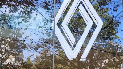 Renault y Thales se alían para fabricar vehículos militarizados ante impulso al sector defensa Renault y Thales se alían para fabricar vehículos militarizados ante impulso al sector defensa