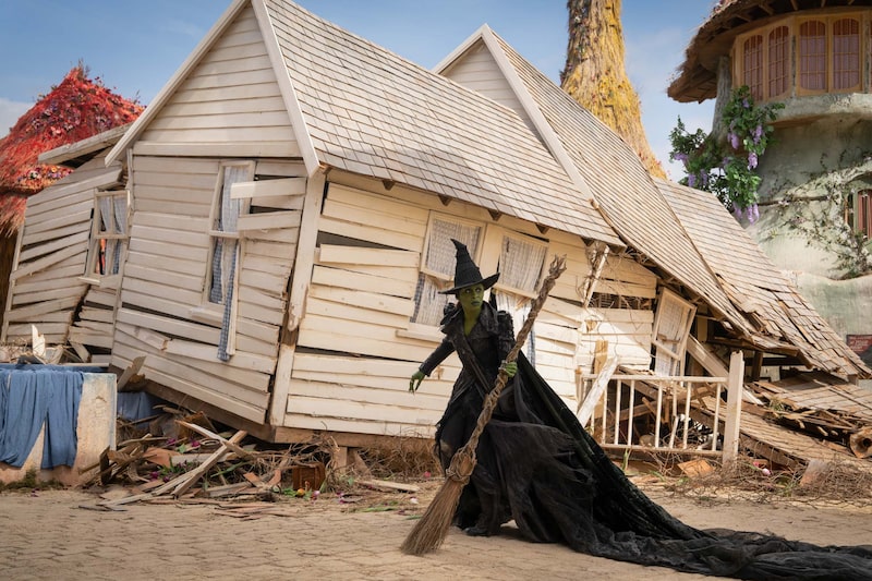 Cynthia Erivo no papel de Elphaba em 'Wicked For Good', dirigido por Jon M. Chu. Cynthia Erivo no papel de Elphaba em 'Wicked For Good', dirigido por Jon M. Chu.