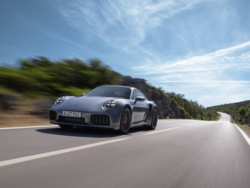 Novo Porsche 911 Turbo S é o carro de série mais potente lançado até hoje desse modelo mítico na indústria automotiva Novo Porsche 911 Turbo S é o carro de série mais potente lançado até hoje desse modelo mítico na indústria automotiva