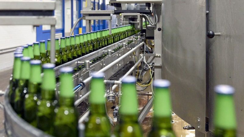 Com vendas em queda no mundo, Heineken nomeia CEO brasileiro para liderar turnaround Com vendas em queda no mundo, Heineken nomeia CEO brasileiro para liderar turnaround