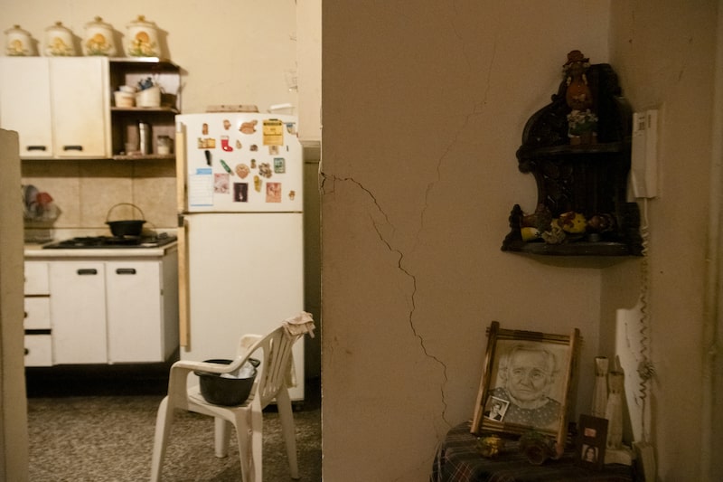 Cifras de muertos en Venezuela aumenta a 2.295 una semana después del doble terremoto. Cifras de muertos en Venezuela aumenta a 2.295 una semana después del doble terremoto.