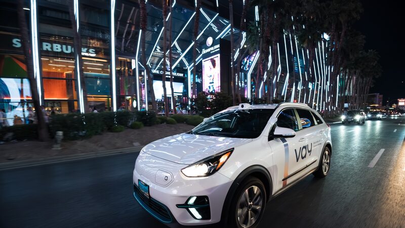 Carro por controle remoto: Grab investe US$ 60 mi em startup de táxi sem motorista Carro por controle remoto: Grab investe US$ 60 mi em startup de táxi sem motorista