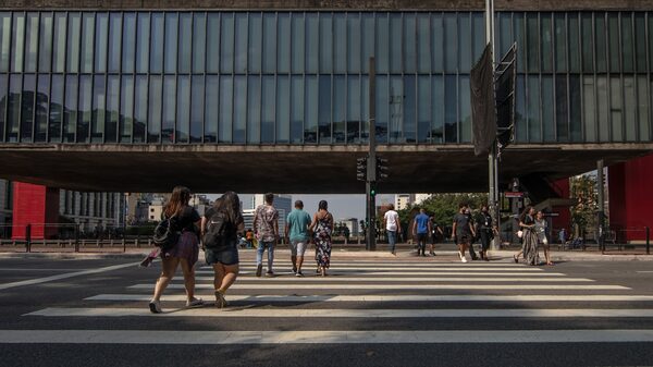 Brazil Analysts See Rates Hitting 13% After Central Bank Pledge Brazil Analysts See Rates Hitting 13% After Central Bank Pledge