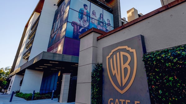 Acionistas da Warner aprovam acordo de aquisição pela Paramount por US$ 110 bilhões Acionistas da Warner aprovam acordo de aquisição pela Paramount por US$ 110 bilhões