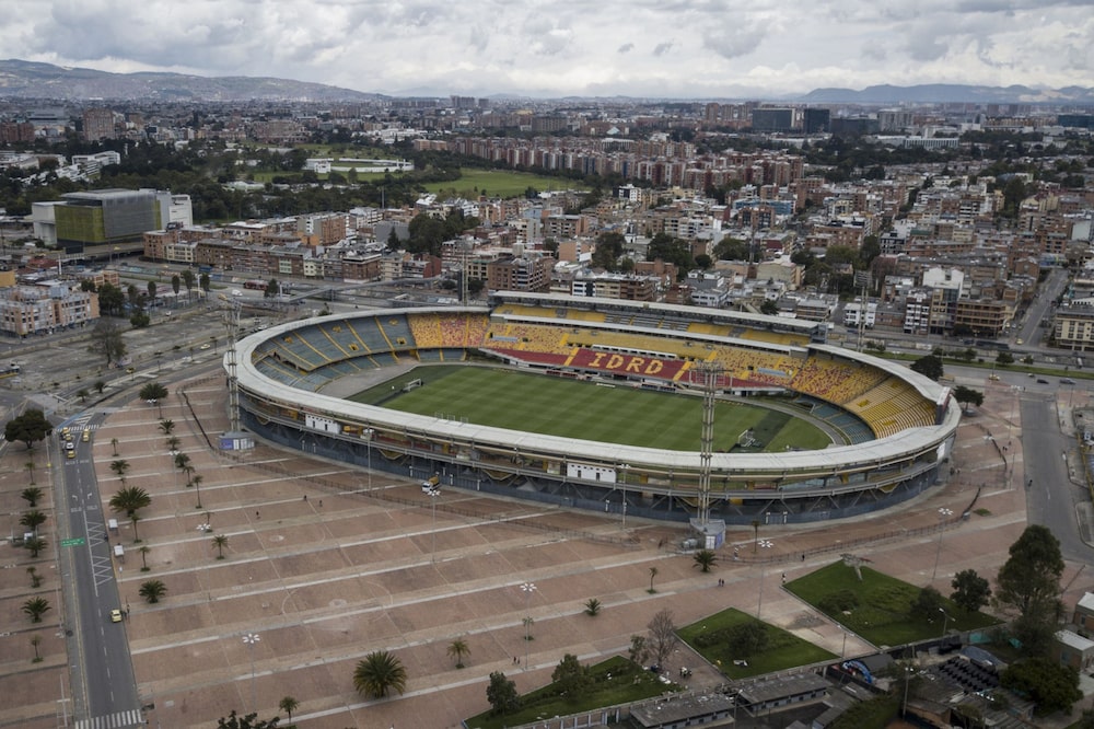 El estadio Nemesio Camacho El Campín vacío durante un bloqueo en Bogotá, Colombia, el sábado 10 de abril de 2021. El estadio Nemesio Camacho El Campín vacío durante un bloqueo en Bogotá, Colombia, el sábado 10 de abril de 2021.