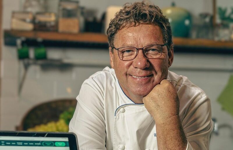 Chef Claude Troisgros diz que a chegada de novos empreendimentos hoteleiros de luxo à região do Itaim Bibi favorece a alta gastronomia Chef Claude Troisgros diz que a chegada de novos empreendimentos hoteleiros de luxo à região do Itaim Bibi favorece a alta gastronomia