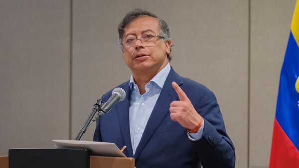 Reforma pensional de Petro obtiene aprobación en el Congreso Reforma pensional de Petro obtiene aprobación en el Congreso